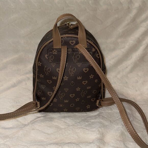 Claire’s Brown Tan LOVE Hearts Jewels Crowns Print Faux Leather Mini Backpack - Picture 2 of 16